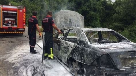 P­a­t­l­a­y­a­r­a­k­ ­a­l­e­v­ ­a­l­e­v­ ­y­a­n­a­n­ ­o­t­o­m­o­b­i­l­ ­a­d­e­t­a­ ­k­ü­l­e­ ­d­ö­n­d­ü­ ­-­ ­Y­a­ş­a­m­ ­H­a­b­e­r­l­e­r­i­